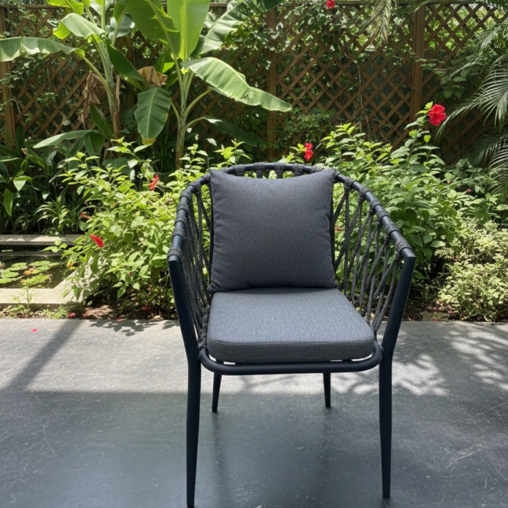 Patio Modern Outdoor Rope Armchair Aluminum Frame & Weatherproof Cushions